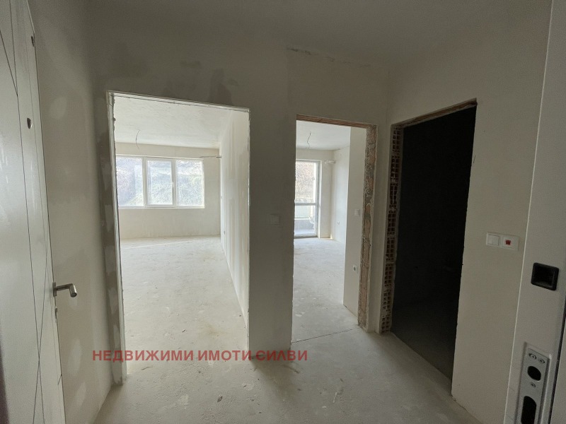 Продава 2-СТАЕН в град Шумен, Военно училище - 56 кв.м / 112 000 € » 219 052.96 лв., НЕДВИЖИМИ ИМОТИ СИЛВИ