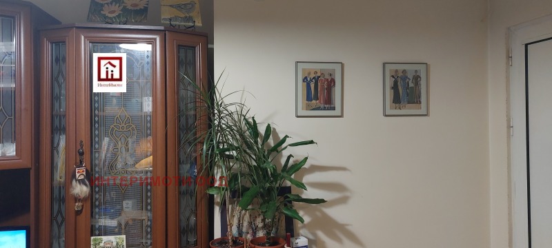 Продава 2-СТАЕН, гр. София, Център, снимка 5 - Апартаменти - 53005527