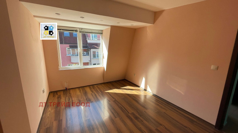 Продава 4-СТАЕН, гр. София, Белите брези, снимка 7 - Апартаменти - 53071392