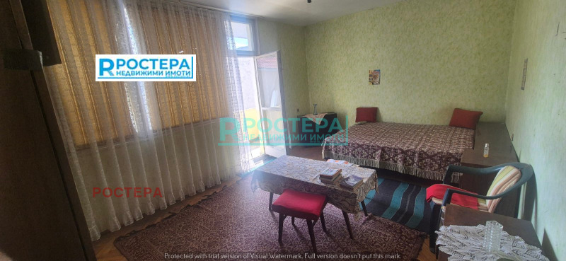 Продава МНОГОСТАЕН, гр. Търговище, Център, снимка 2 - Апартаменти - 53070548