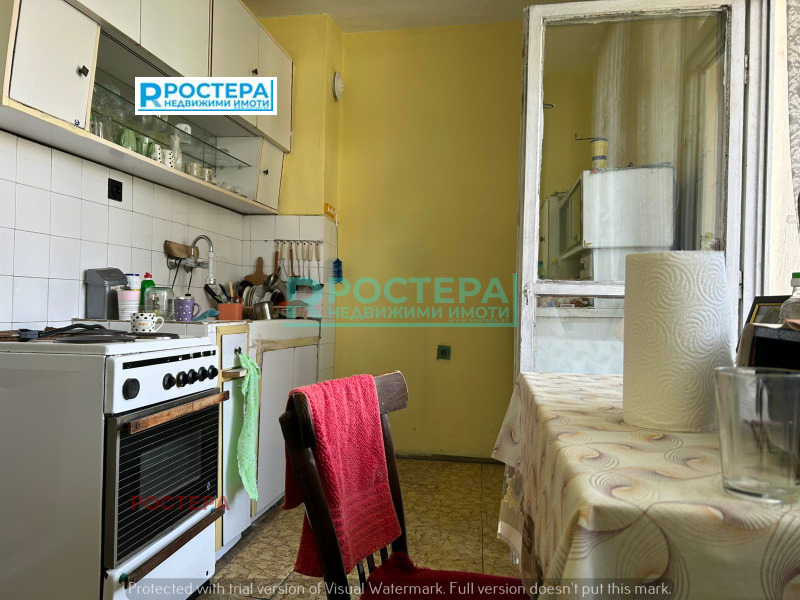 Продава МНОГОСТАЕН, гр. Търговище, Център, снимка 6 - Апартаменти - 53070548