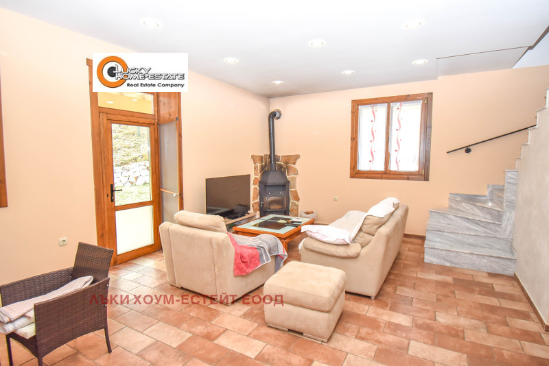 En venta  Casa región Pazardzhik , Velingrad , 260 metros cuadrados | 38066027 - imagen [8]