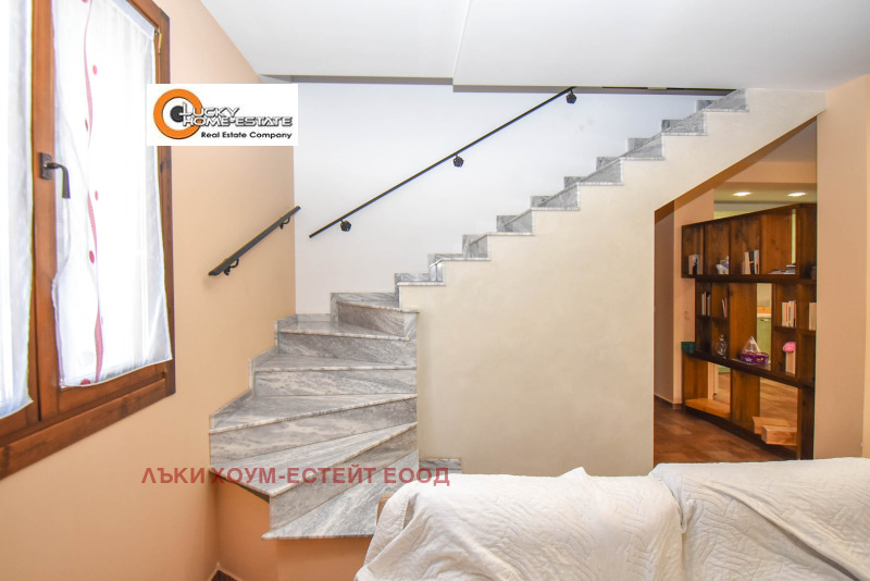 En venta  Casa región Pazardzhik , Velingrad , 260 metros cuadrados | 38066027 - imagen [11]