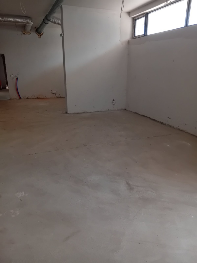 Продаја  Складиште Софија , Младост 3 , 150 м2 | 23413960 - слика [12]