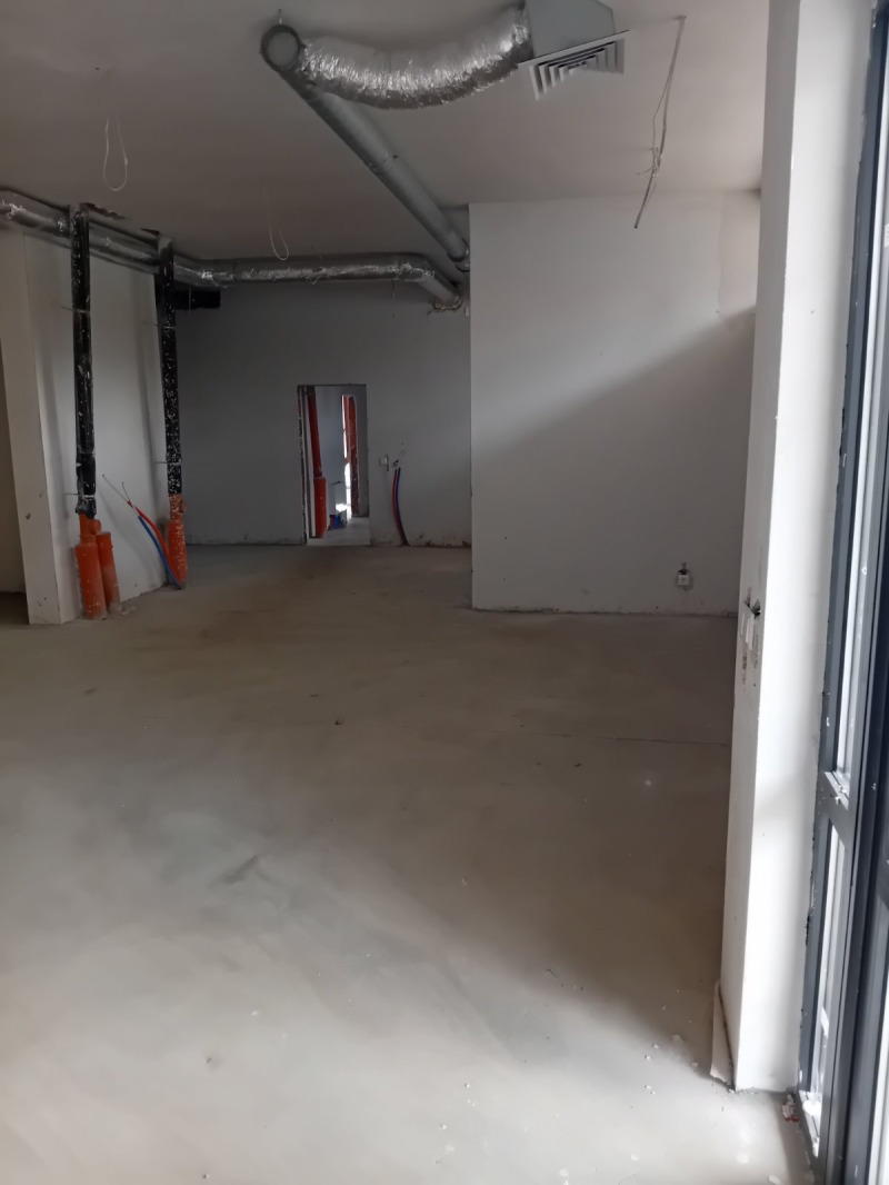 Продаја  Складиште Софија , Младост 3 , 150 м2 | 23413960 - слика [2]