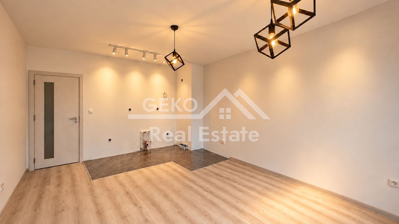 Продава 2-СТАЕН, гр. Пазарджик, Устрем, снимка 8 - Апартаменти - 55327040
