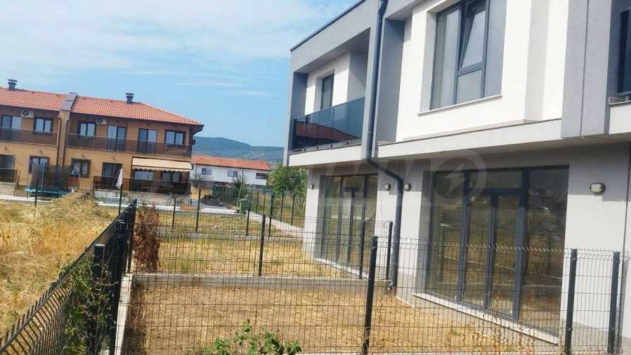 Продава КЪЩА, с. Първенец, област Пловдив, снимка 3 - Къщи - 56073528