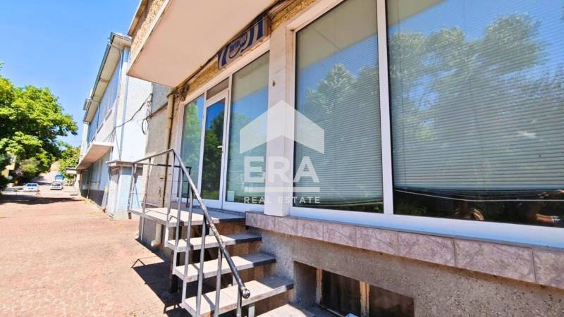 Продава  4-стаен град Търговище , Център , 96 кв.м | 61573406 - изображение [3]