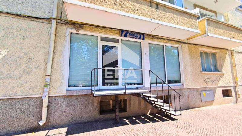 Продава  4-стаен град Търговище , Център , 96 кв.м | 61573406 - изображение [4]