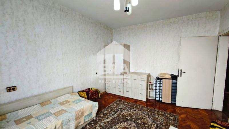 Продава  4-стаен град Търговище , Център , 96 кв.м | 61573406 - изображение [7]