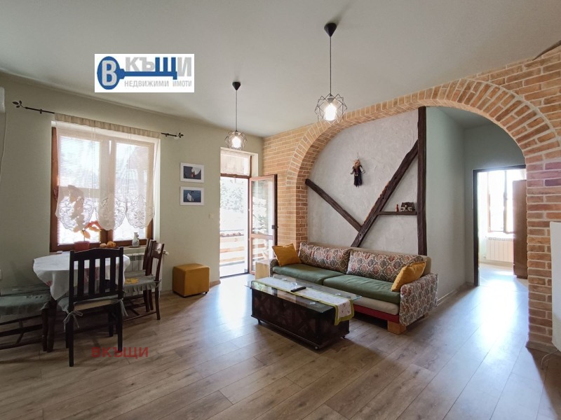 Te koop  3 slaapkamers Veliko Tarnovo , Stara tsjast , 140 m² | 66251808 - afbeelding [2]