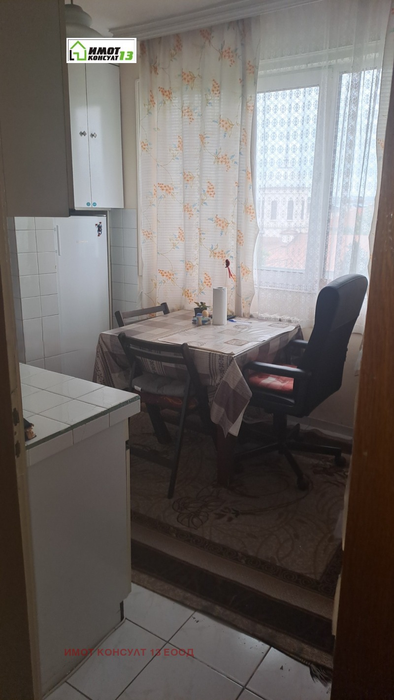 Продава 4-СТАЕН, гр. Плевен, Идеален център, снимка 2 - Апартаменти - 53119516