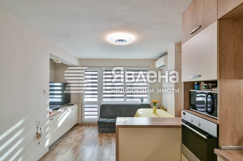 Продава  Многостаен, град Варна, Център •  279 000 EUR • ID 43233279 — holmes.bg - [1] 