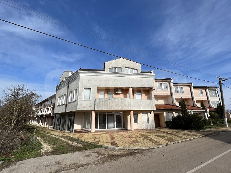 Продава 3-СТАЕН, с. Божурец, област Добрич, снимка 12 - Aпартаменти - 39019126