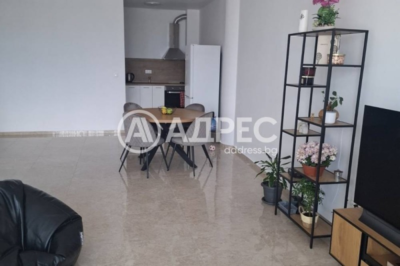Na prodej  2 ložnice Sofia , Slatina , 121 m2 | 79272277