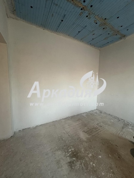 For Sale  House region Plovdiv , Benkovski , 305 sq.m | 38734497 - image [7]