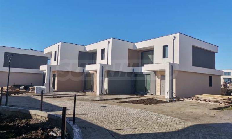Продава КЪЩА, гр. Бургас, Сарафово, снимка 6 - Къщи - 53596290