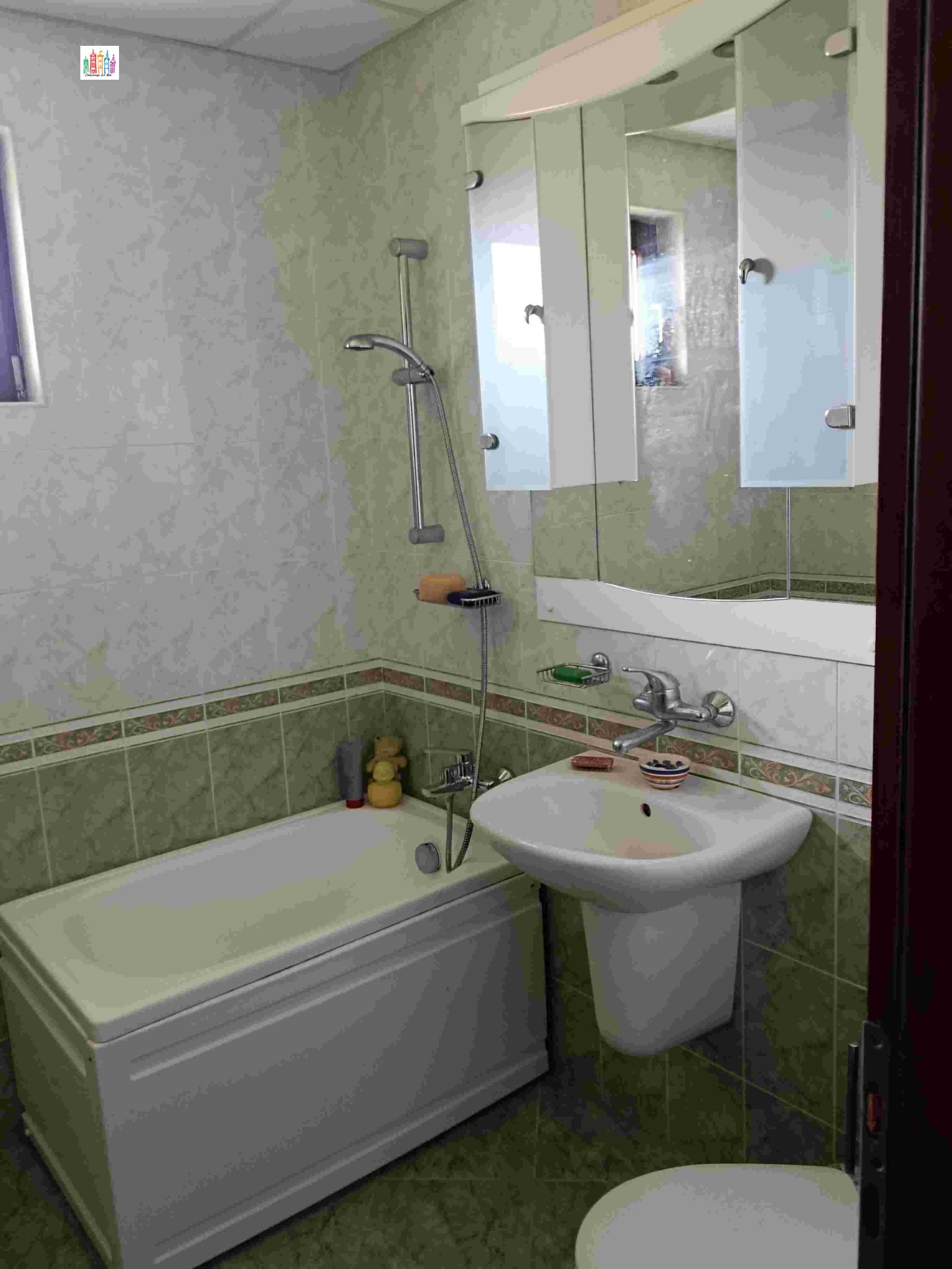 Продава КЪЩА, с. Долни Раковец, област Перник, снимка 15 - Къщи - 54895973