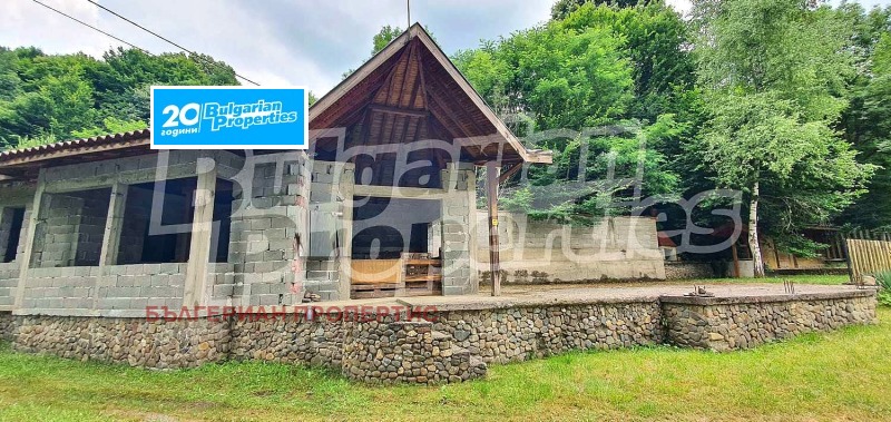 Продава ЗАВЕДЕНИЕ в област София, с. Томпсън - 356 кв.м / 82 000 € » 160 378.06 лв., БЪЛГЕРИАН ПРОПЕРТИС