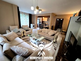 1 quarto Kiutchuk Parij, Plovdiv
