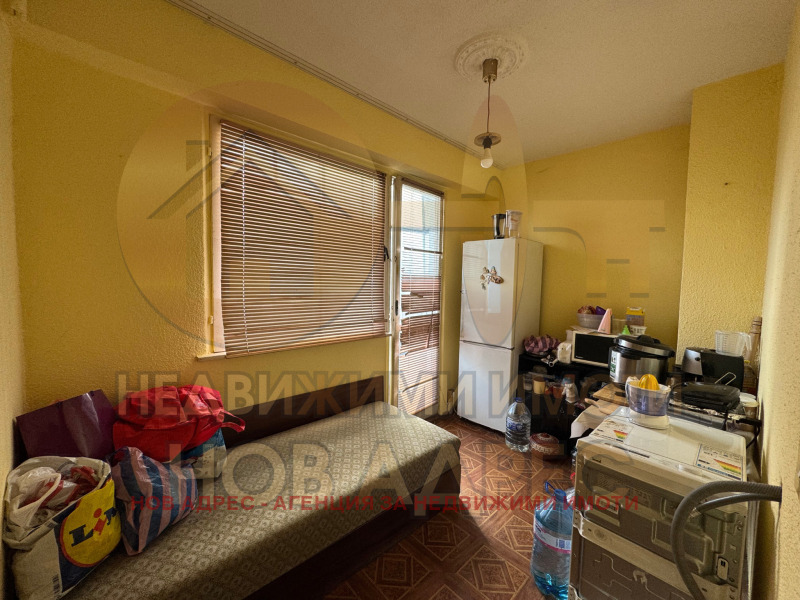 Продава  2-стаен град Търговище , Запад 2 , 43 кв.м | 76292064 - изображение [2]