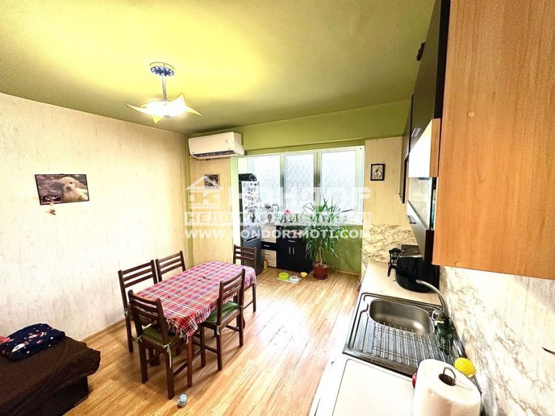 À vendre  2 chambres Plovdiv , Hristo Smirnenski , 74 m² | 27570353