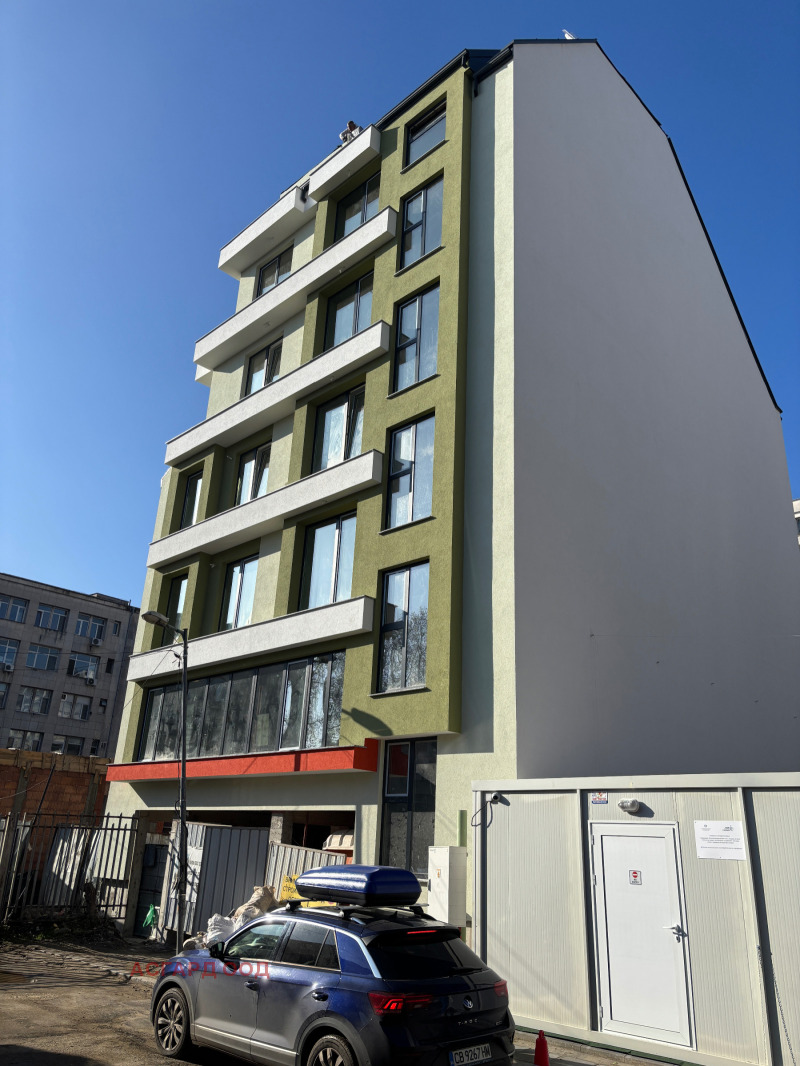 Продава 3-СТАЕН, гр. София, Център, снимка 2 - Апартаменти - 52386494