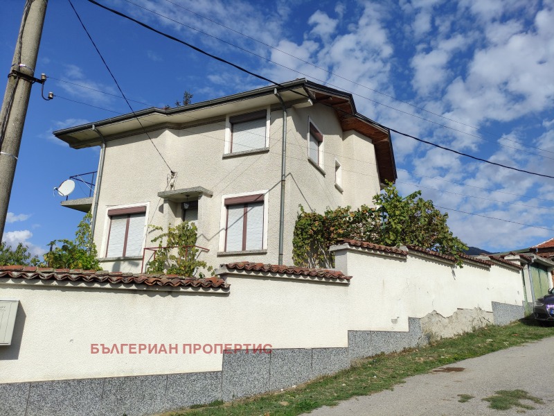 Продава  Къща област Пловдив , с. Розовец , 207 кв.м | 83072895