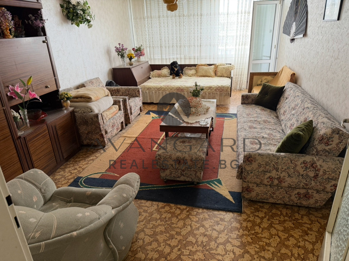 Продава 4-СТАЕН, гр. Пловдив, Изгрев, снимка 2 - Апартаменти - 50699347