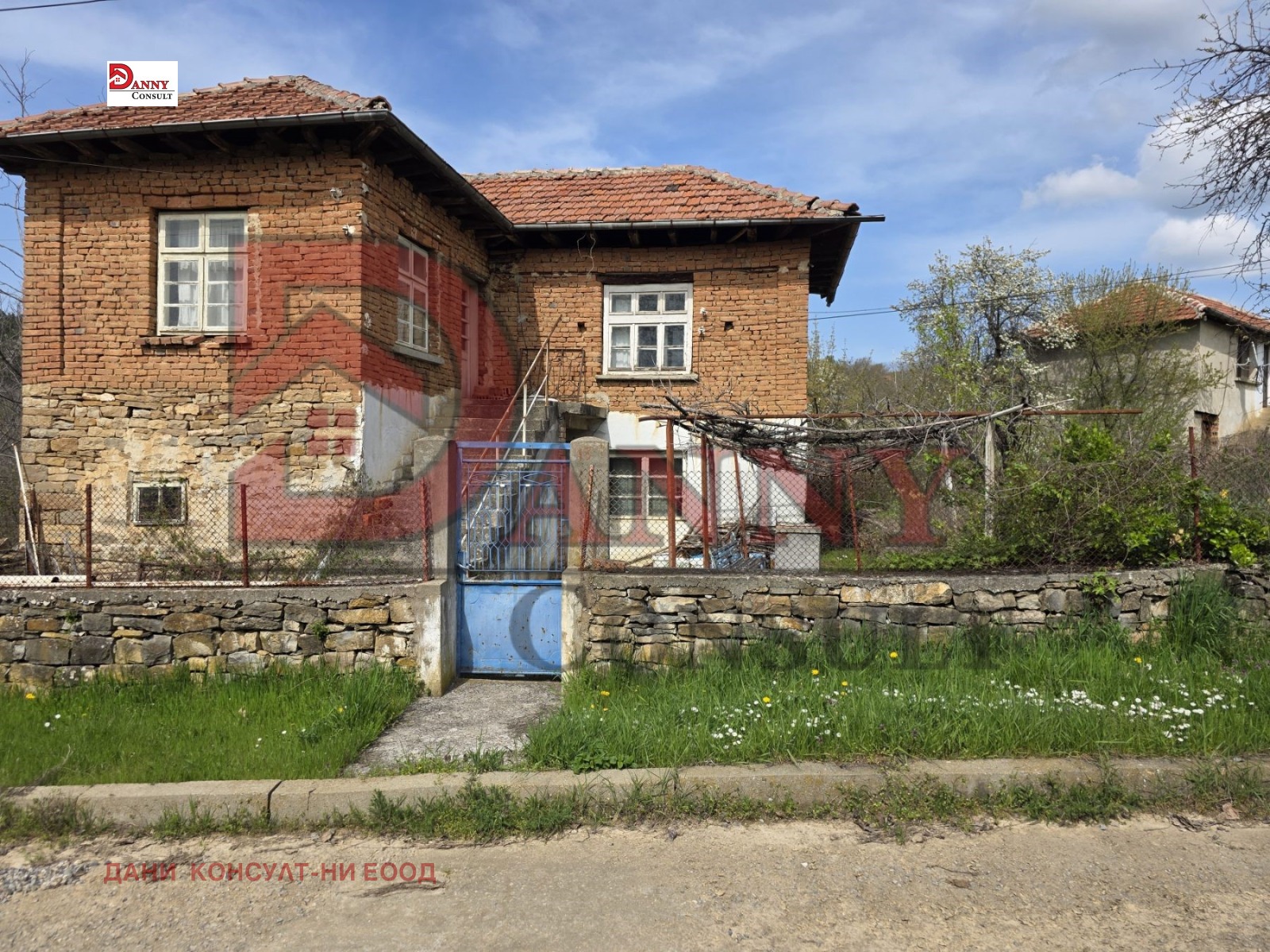 Продава КЪЩА, с. Крушево, област Габрово, снимка 2 - Къщи - 55787286
