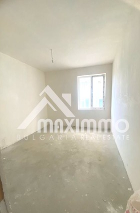 2 bedroom Grand Mol, Varna 1