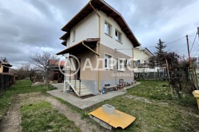 Продава  Къща, град София