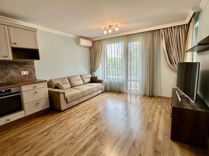 Myytävänä  2 makuuhuonetta Burgas , Zornitsa , 86 neliömetriä | 21079311