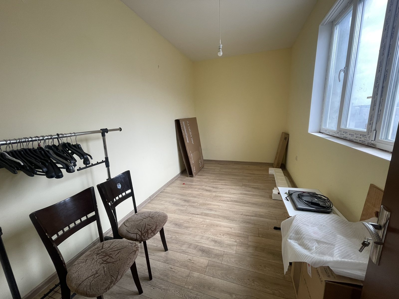 Продава 3-СТАЕН, гр. Шумен, Добруджански, снимка 9 - Апартаменти - 54202666