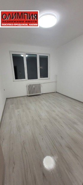 2 bedroom Idealen tsentar, Pleven 8