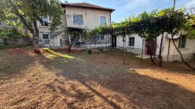 Casa Golema Racovița, regiunea Sofia