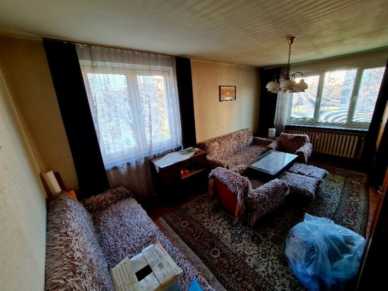 Продава 2-СТАЕН, гр. София, Сердика