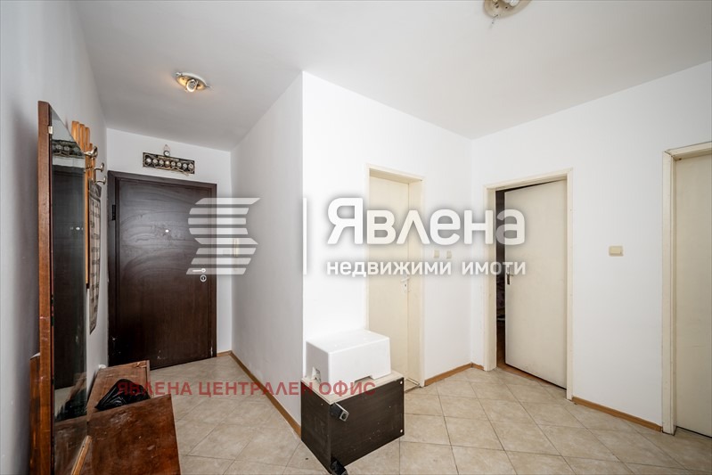 Продава 3-СТАЕН, гр. София, Горубляне, снимка 11 - Апартаменти - 55807726