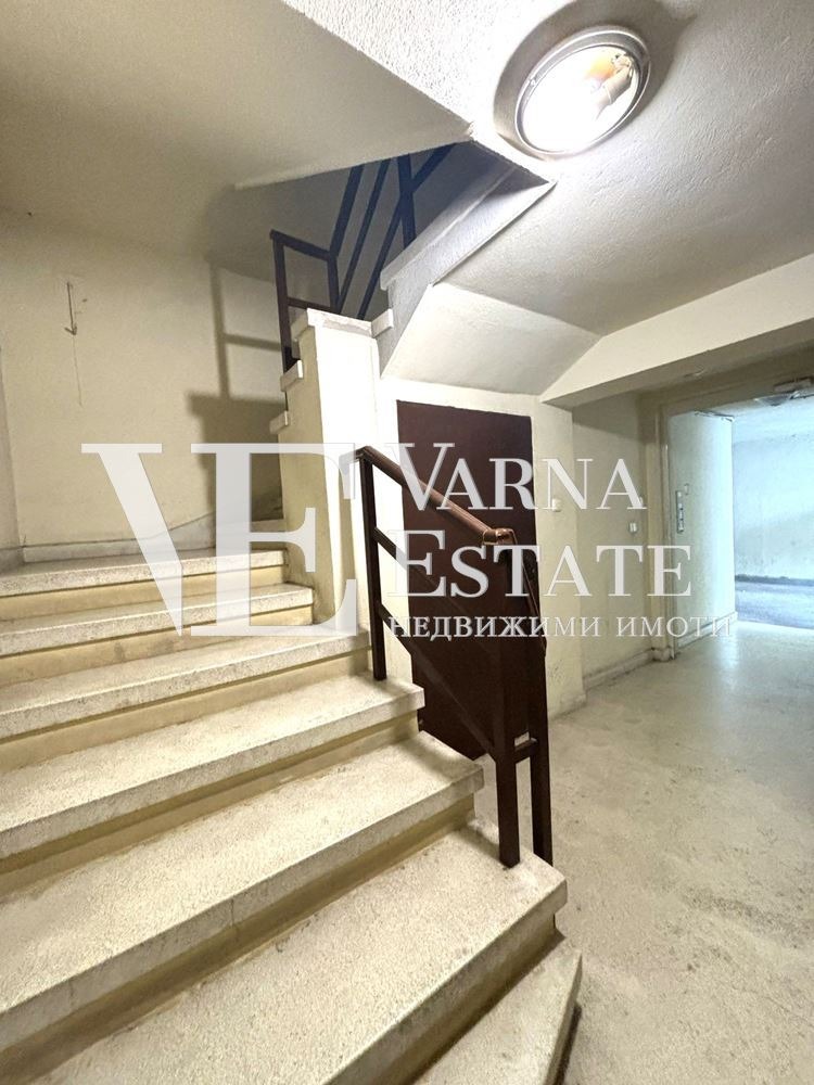 À venda  Estúdio Varna , Sportna zala , 40 m² | 70579663 - imagem [9]