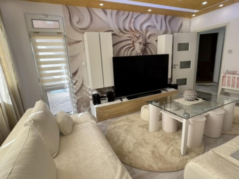 Продава 3-СТАЕН, гр. Стара Загора, Зора, снимка 3 - Апартаменти - 53137036