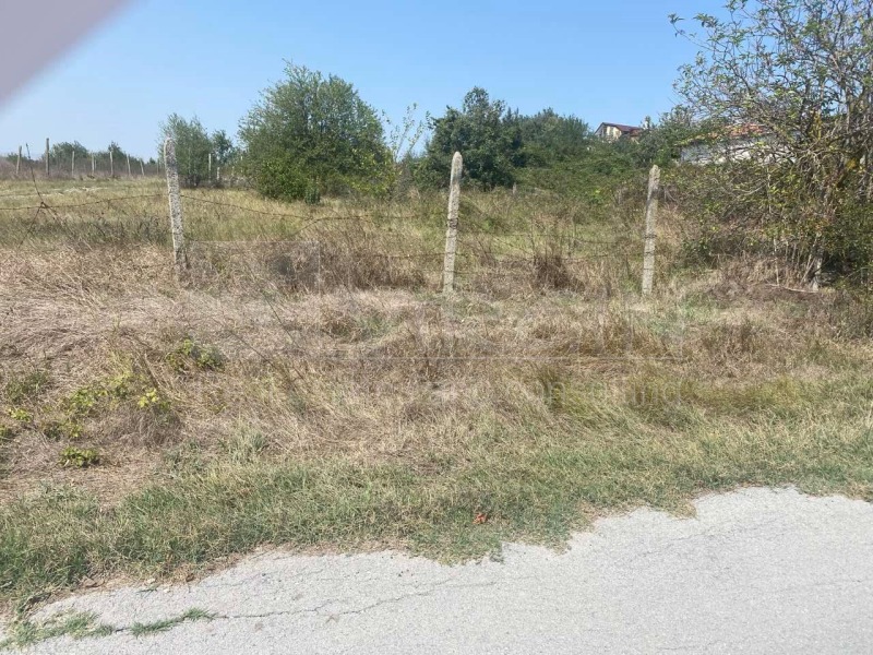 In vendita  Complotto regione Varna , Banovo , 740 mq | 96872597