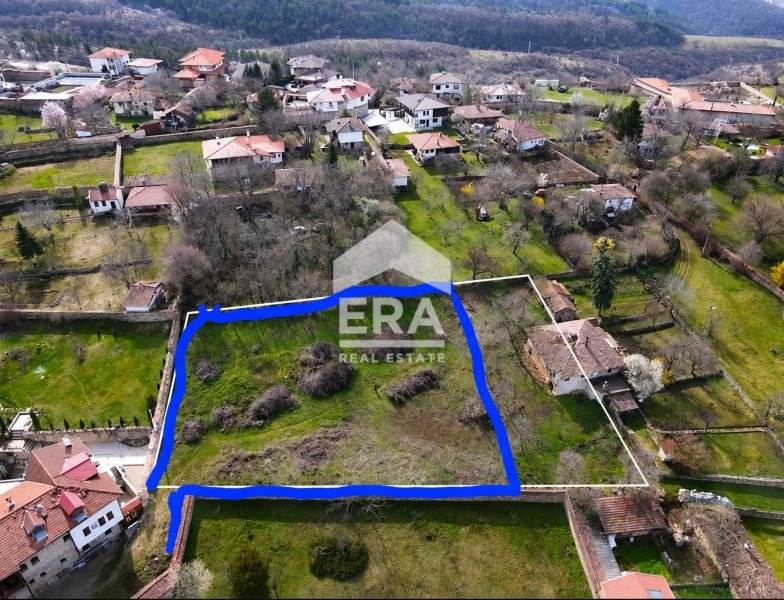 Продава ПАРЦЕЛ, с. Арбанаси, област Велико Търново