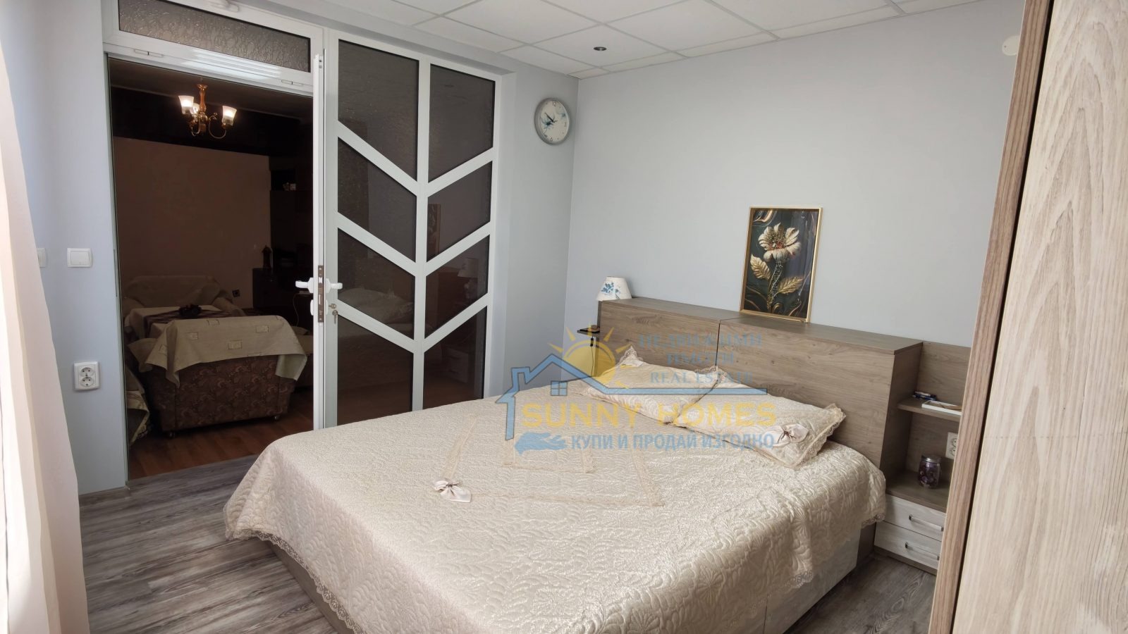 Продава ЕТАЖ ОТ КЪЩА, гр. Велико Търново, Асенов, снимка 2 - Етаж от къща - 55593603