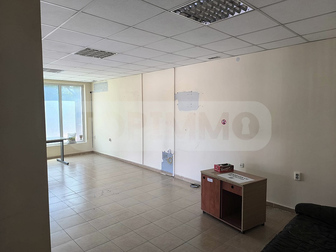 Продава МАГАЗИН, гр. Варна, Виница, снимка 2 - Магазини - 51418710