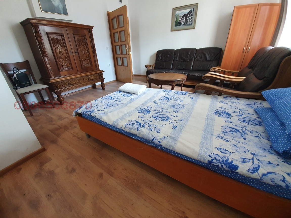 Продава ХОТЕЛ, гр. Павликени, област Велико Търново, снимка 8 - Хотели - 54325455