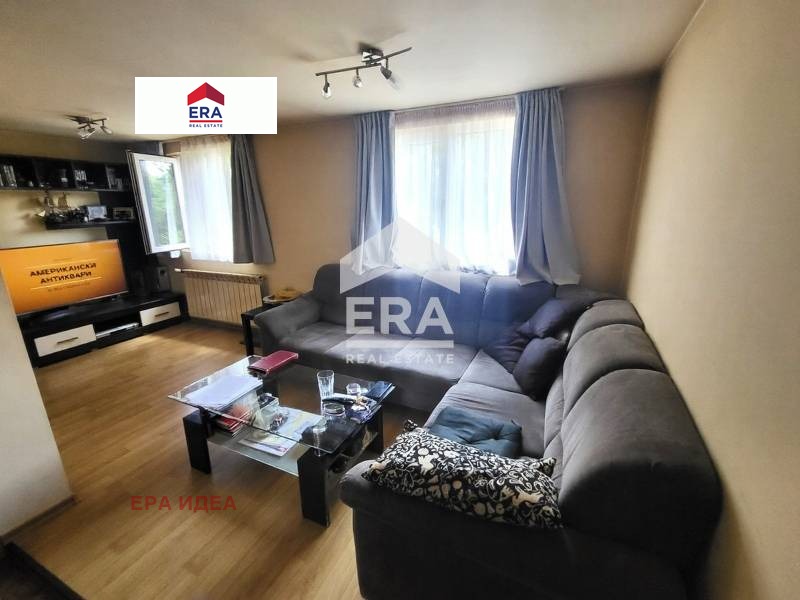 Продава КЪЩА, гр. София, в.з.Киноцентъра 3 част