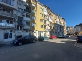 Bureau Zona B, Veliko Tarnovo 1