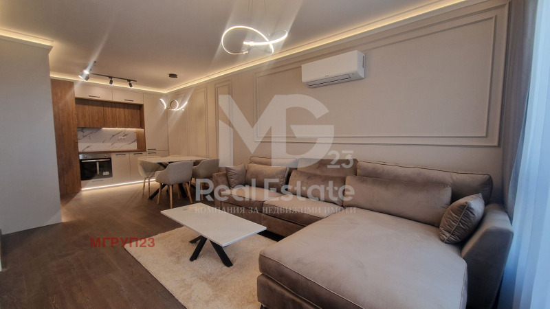 In vendita  1 camera da letto Plovdiv , Hristo Smirnenski , 78 mq | 82547256