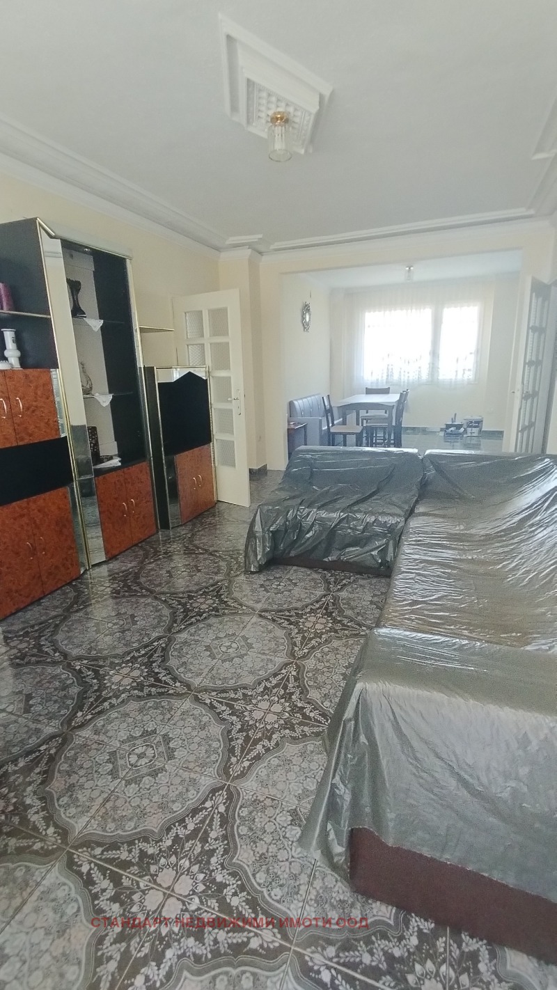 En venta  2 dormitorios Plovdiv , Tsentar , 98 metros cuadrados | 15626361 - imagen [4]