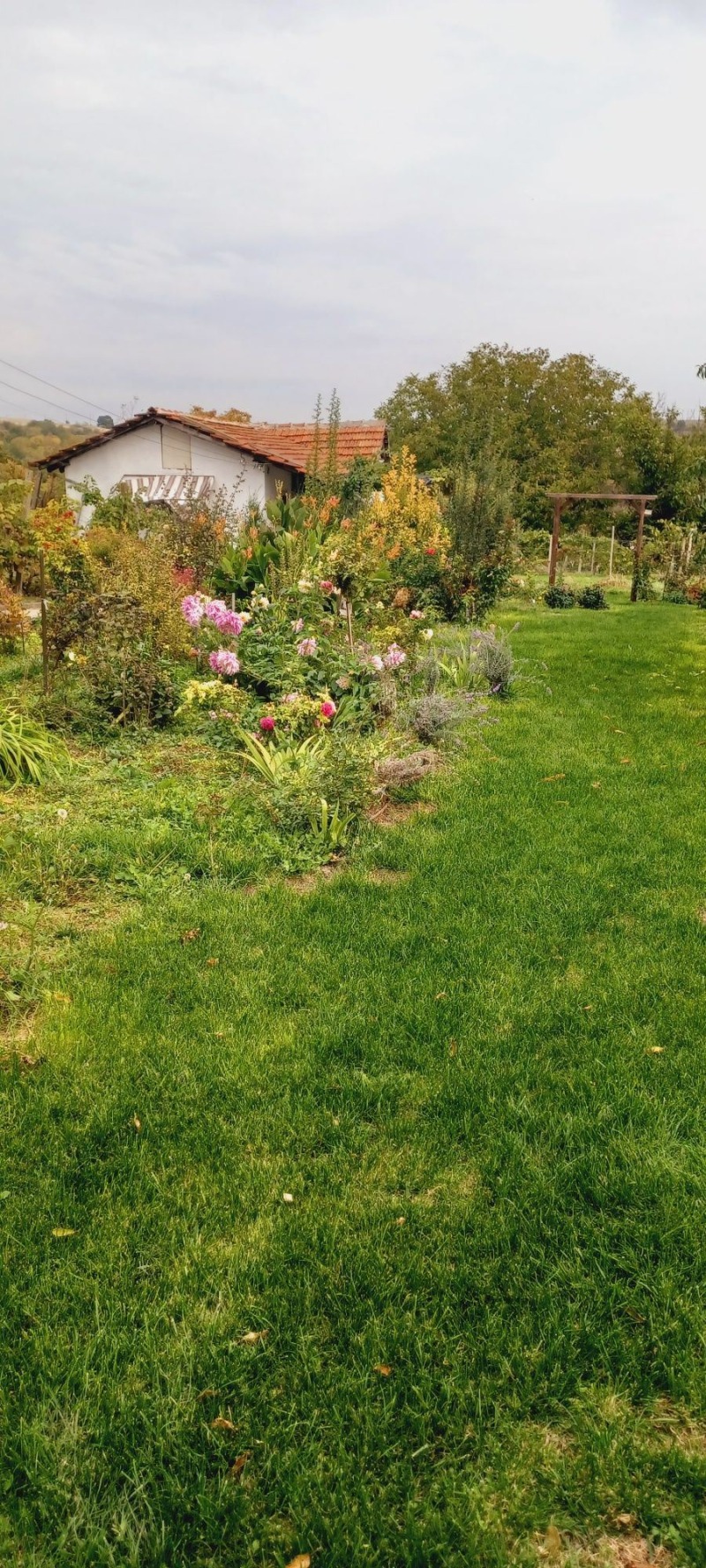 Продава КЪЩА, с. Селци, област Пловдив, снимка 2 - Къщи - 52289409